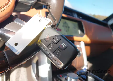 2017 Land Rover Range Rover 5.0L V8 Supercharged Sv Autobiography from USA, damaged, VIN SALGW3FE3HA343725